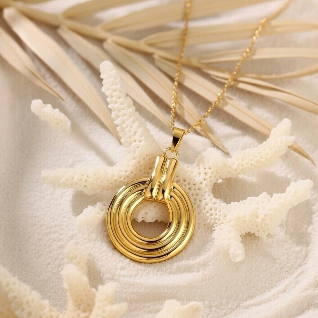 Sadie ~ circle necklace image 5