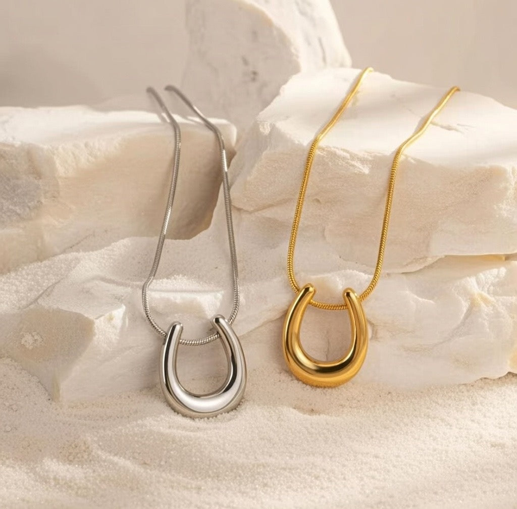 Zuri ~ Silver horseshoe necklace image 4