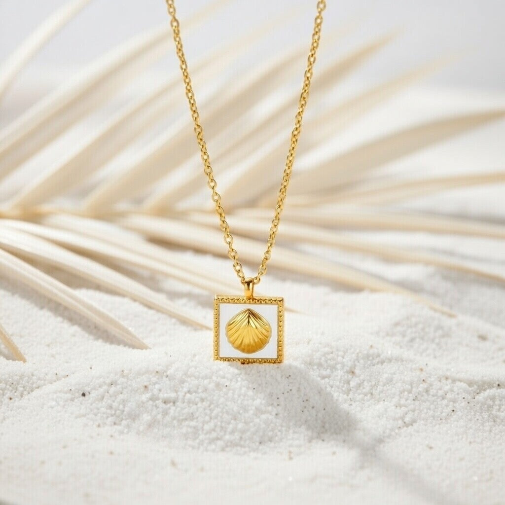 Hallie ~ Necklace image 3
