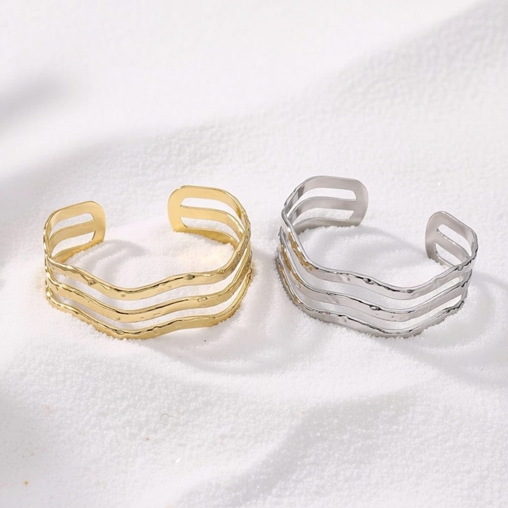 Bondi ~ Silver wave bangle image 4