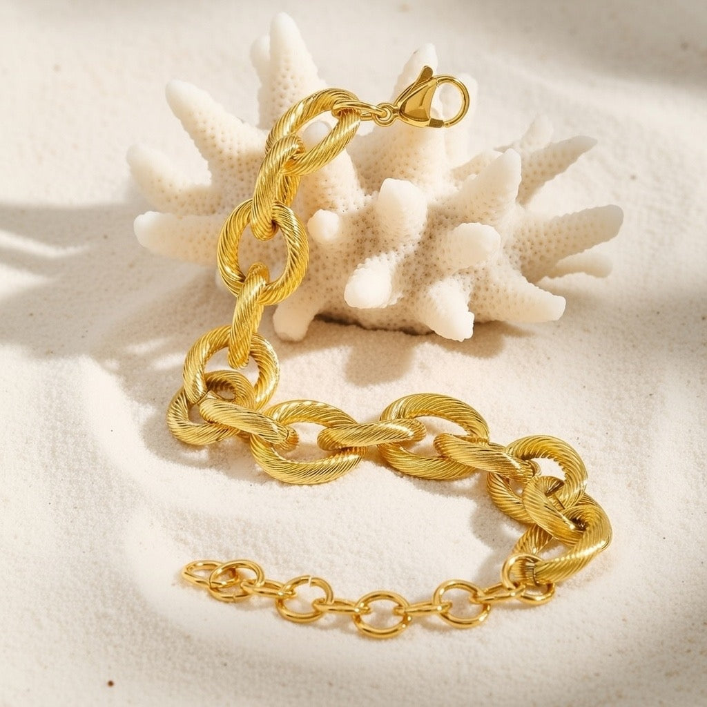 Delilah ~ Chunky link bracelet image 4