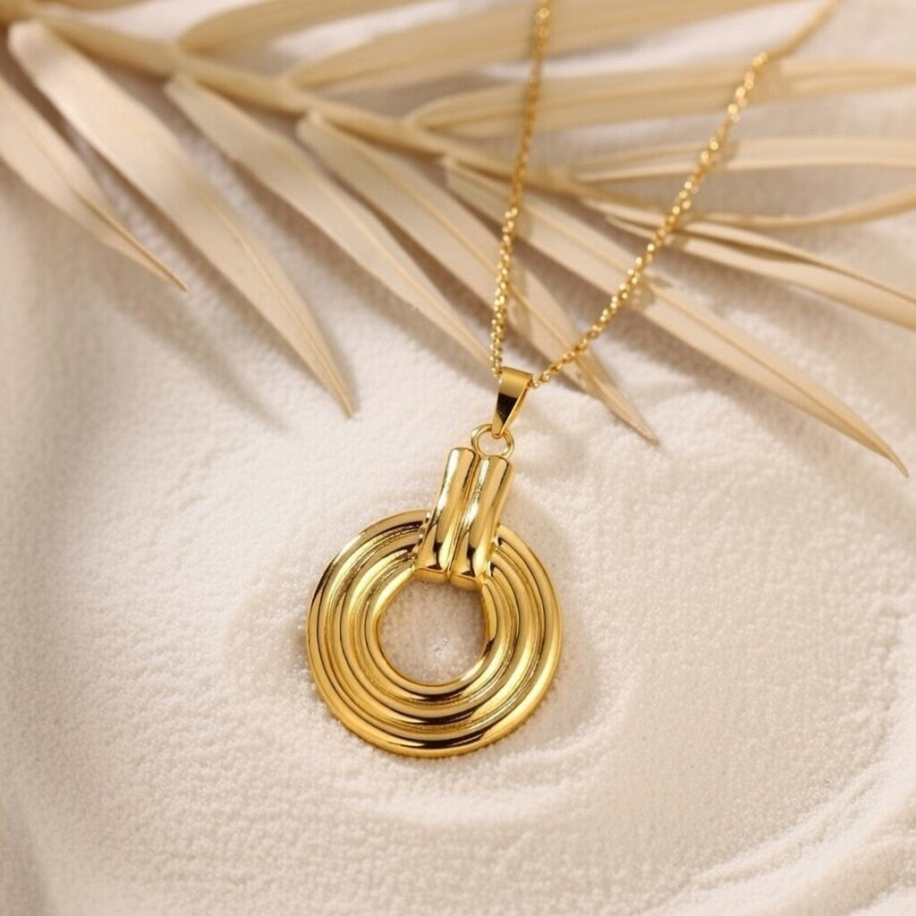 Sadie ~ circle necklace image 4