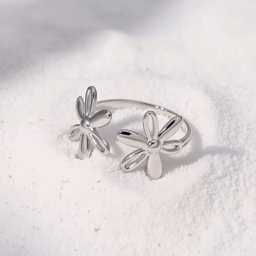 Daisy ~ Silver ring image 4