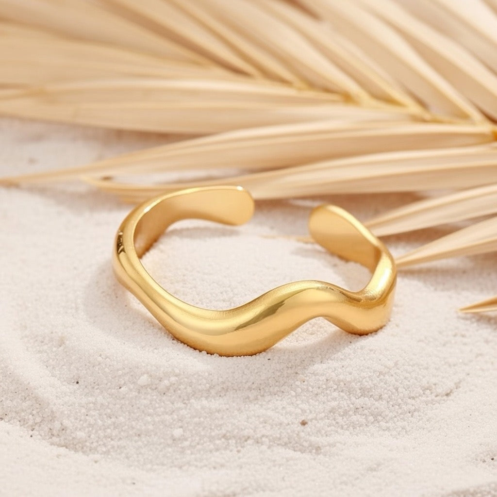 Twyla ~ Gold wave ring image 2