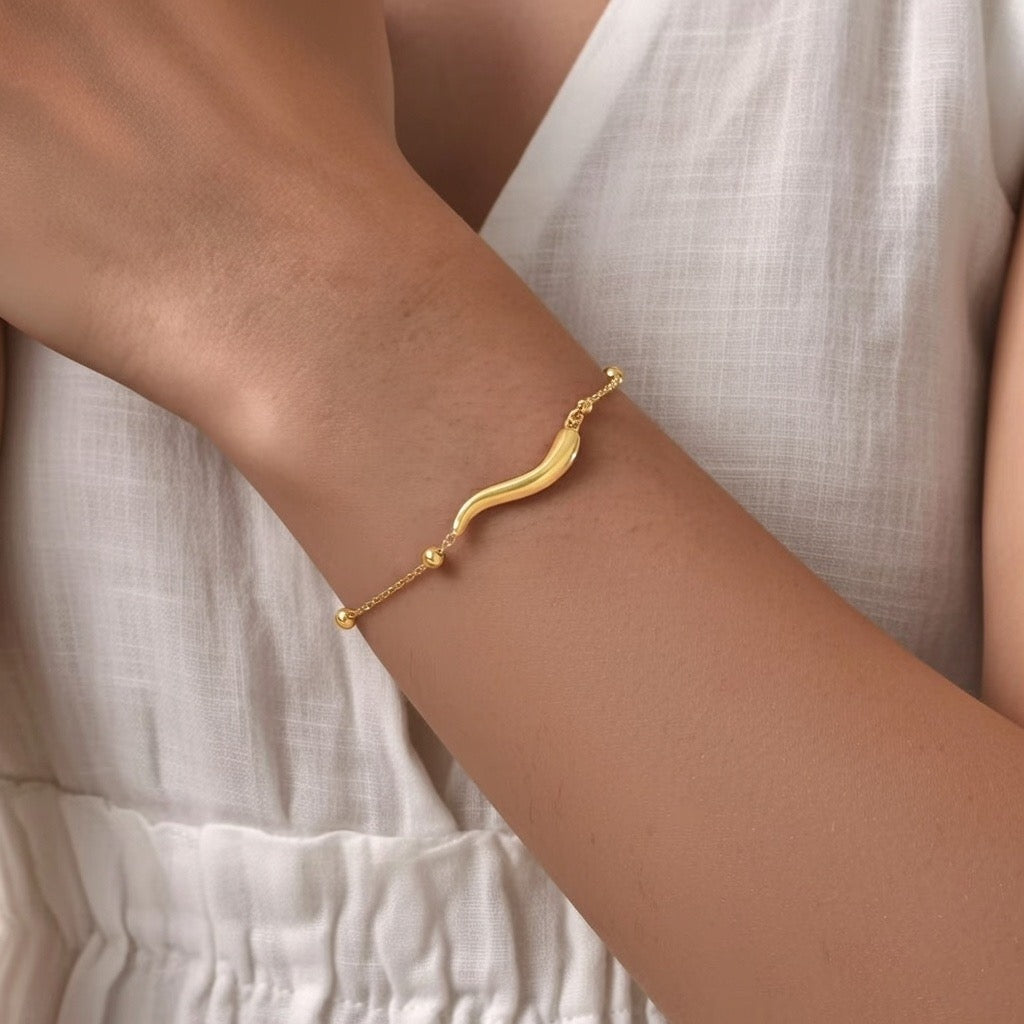 Dejia ~ wave bracelet image 4
