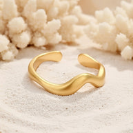 Twyla ~ Gold wave ring image 3