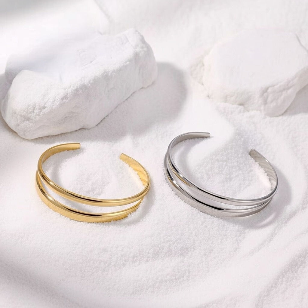 Aspen ~ Gold double bangle image 4