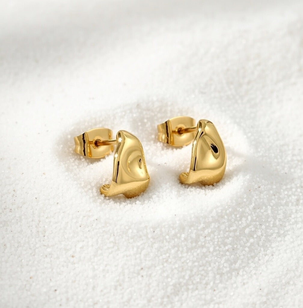 Brielle ~ Gold dainty earrings image 5