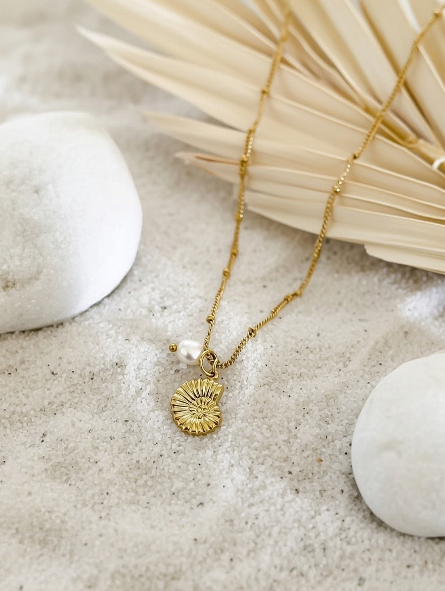 Lexi ~ Shell  and Freshwater pearl necklace image 2