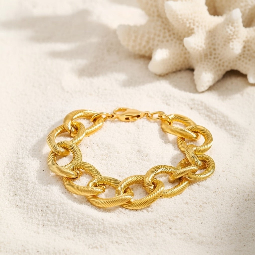 Delilah ~ Chunky link bracelet image 3