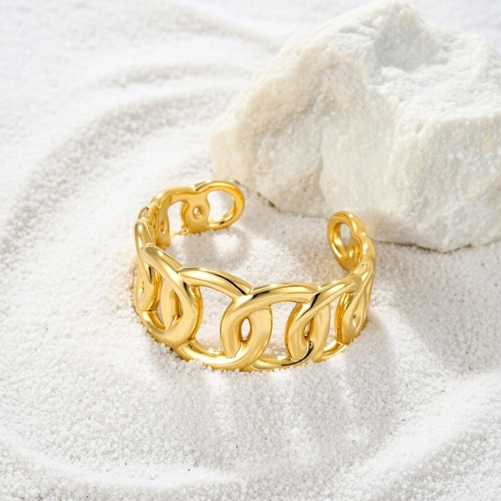 Avianna ~ Ring image 5