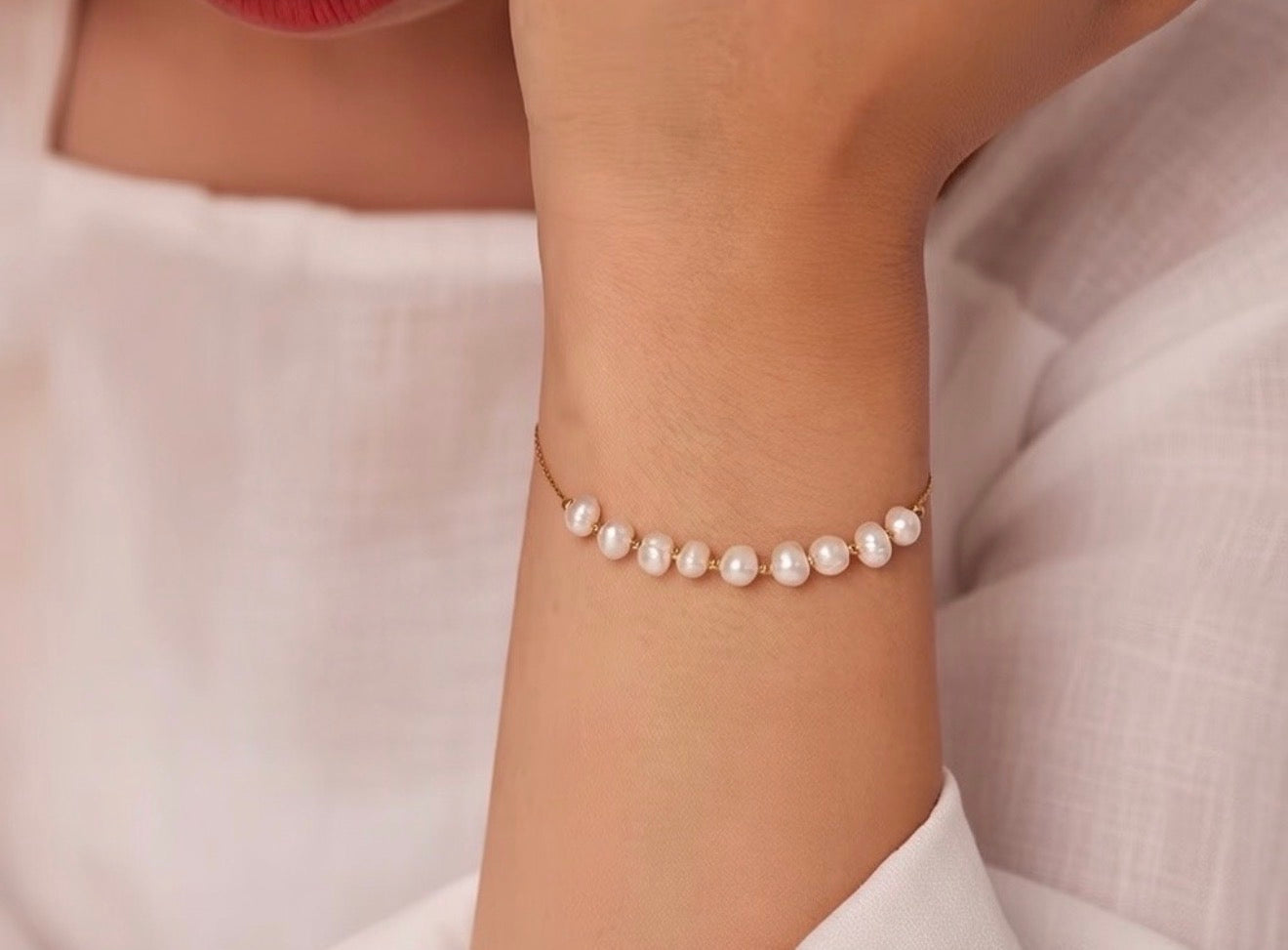Diora ~ Dainty Freshwater pearl bracelet image 0