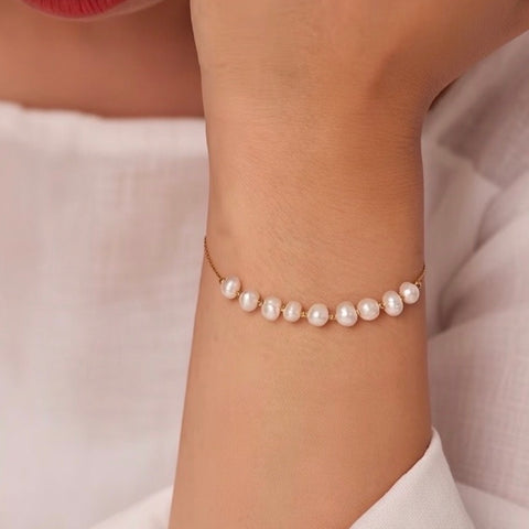 Diora ~ Dainty Freshwater pearl bracelet image 0