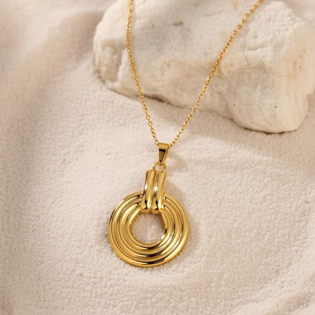 Sadie ~ circle necklace image 6