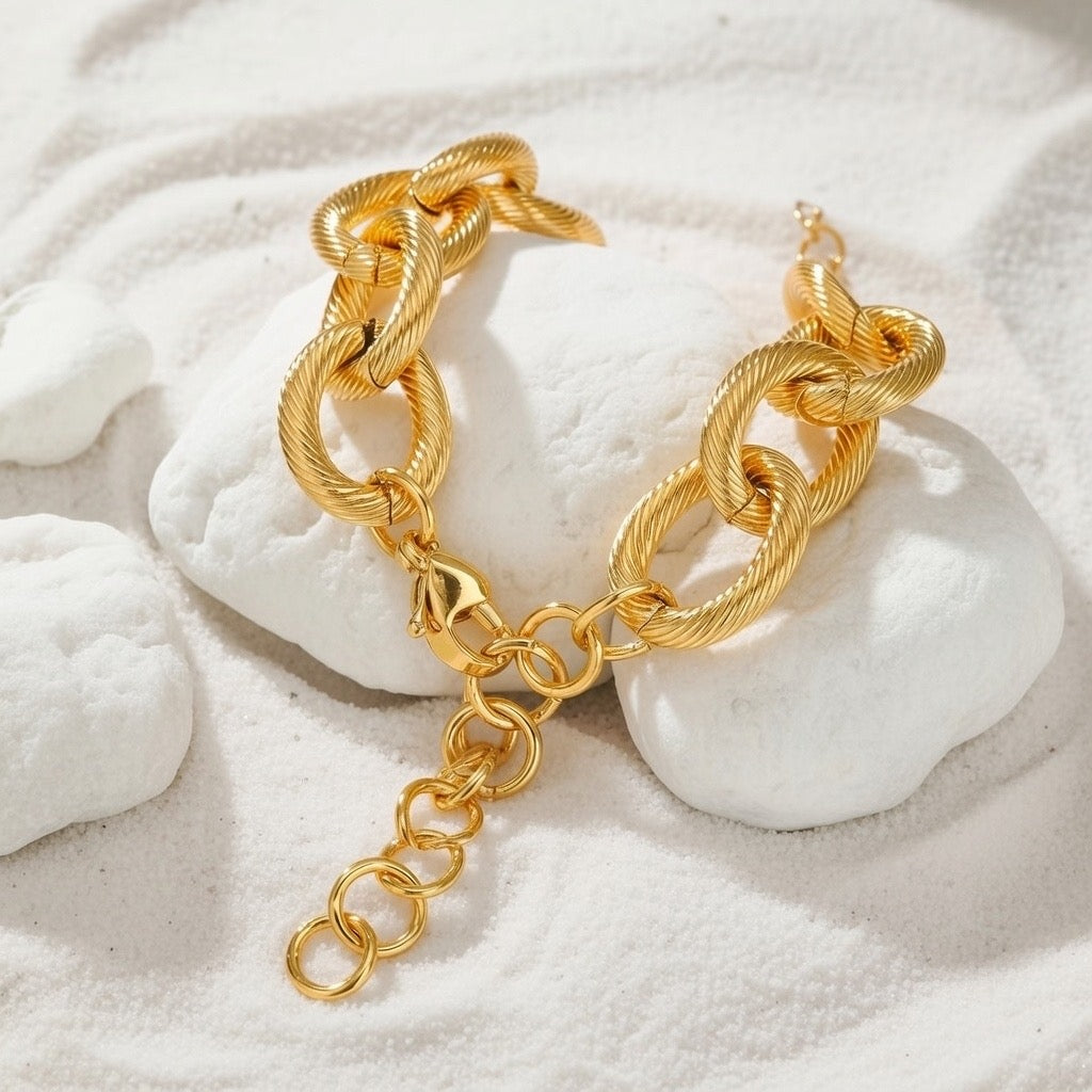 Delilah ~ Chunky link bracelet image 2