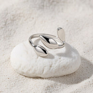 Tiana ~ Silver 3 leaf ring image 3