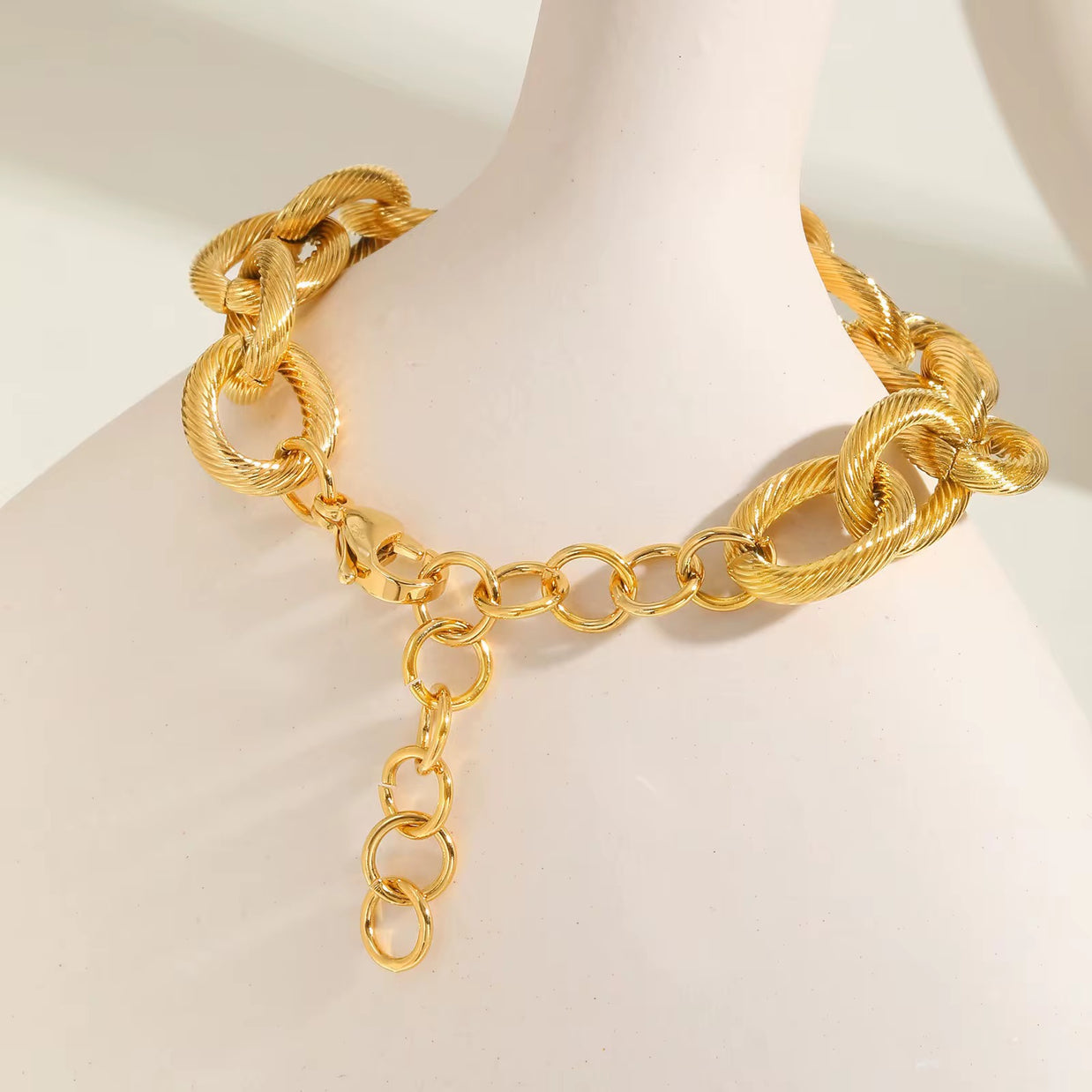 Delilah ~ Chunky link bracelet image 6